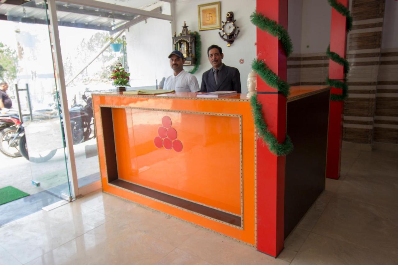 Hotel Himalayan View Lansdowne Ngoại thất bức ảnh