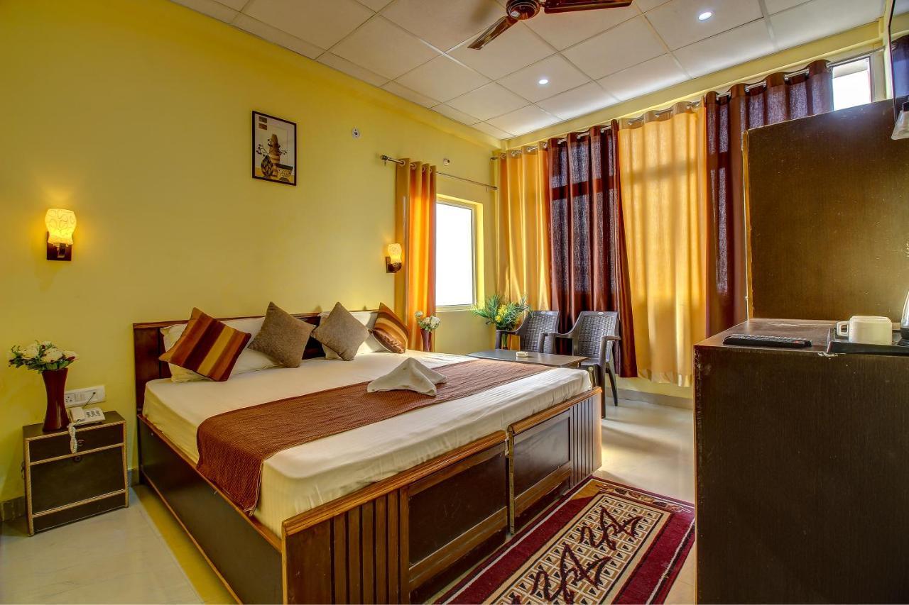 Hotel Himalayan View Lansdowne Ngoại thất bức ảnh
