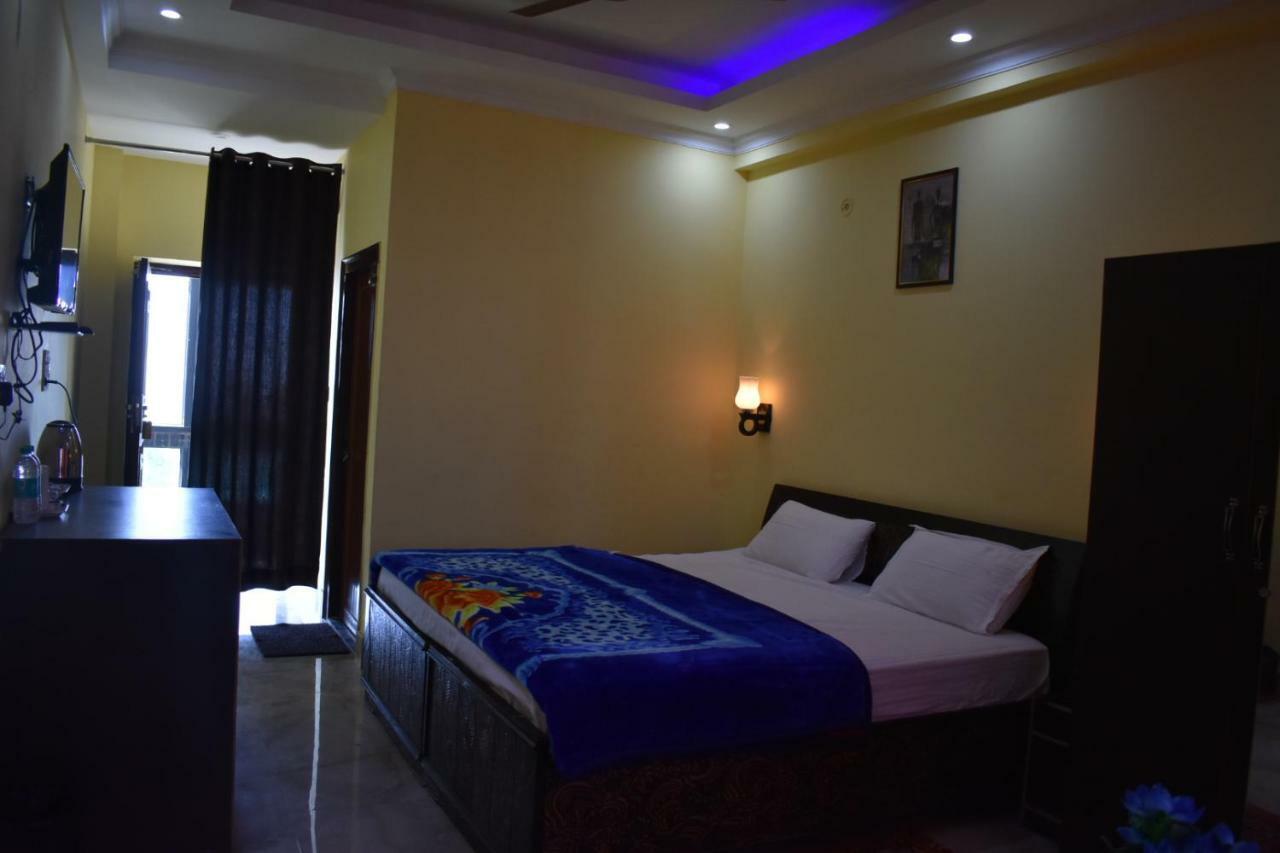 Hotel Himalayan View Lansdowne Ngoại thất bức ảnh